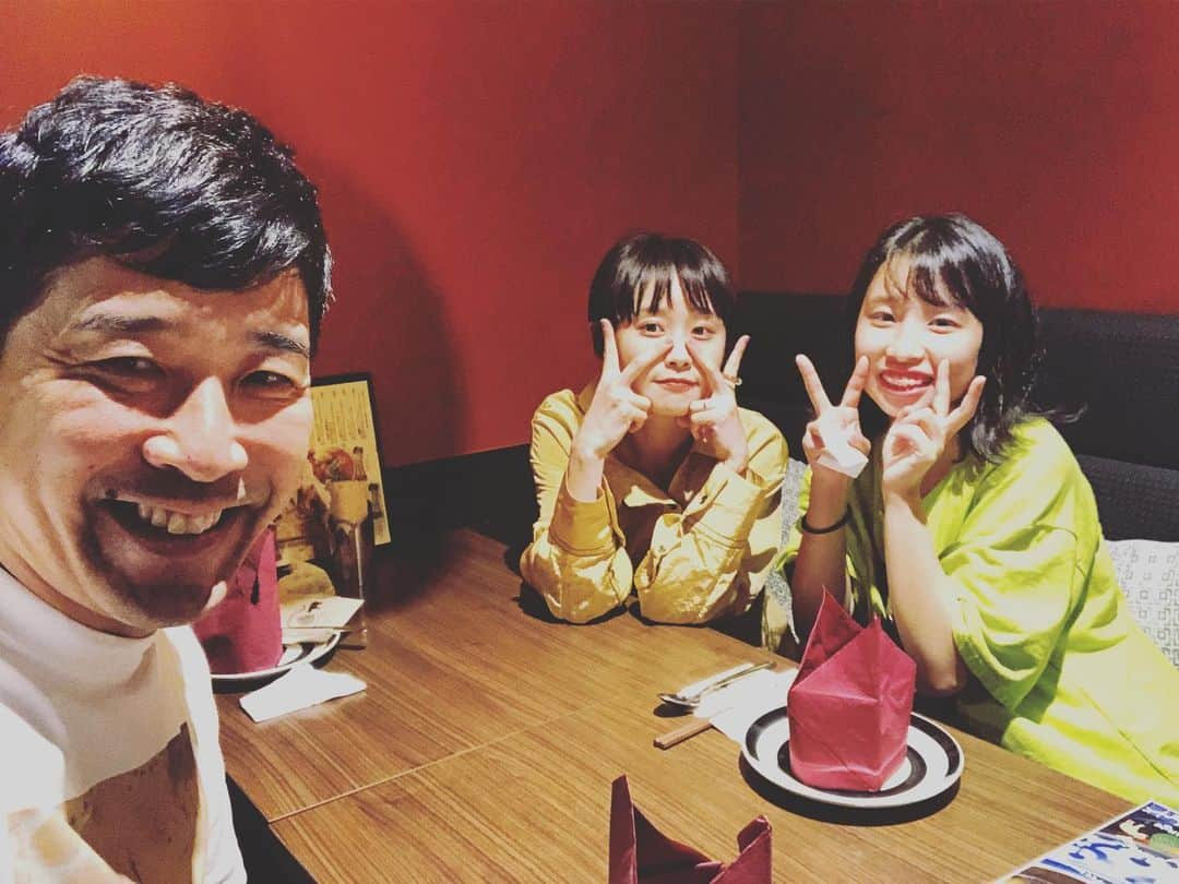 あべこうじさんのインスタグラム写真 - (あべこうじInstagram)「ㅤㅤㅤㅤㅤㅤㅤㅤㅤㅤㅤㅤㅤ ちゃん愛のいとこりりかが福井からきたから一緒にご飯‼️ 何食べたい？ ってきいたら 福井に無いもん‼️ っていうからハリーのとこへwww  #あべこうじ #ちゃん愛 #りりか #コロニアルラウンジ #ハッピィ #うまま #感謝」6月30日 0時51分 - abe_happy