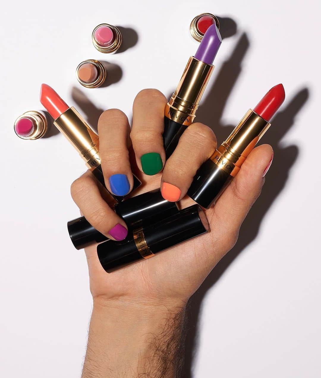 Revlonさんのインスタグラム写真 - (RevlonInstagram)「You can never have too many 💄 . Our #Pride look this weekend consists of 🌈 Nail Enamel and #SuperLustrous Lipstick . #Pride2019 #LoveisLove #colors #lipstick」6月30日 0時56分 - revlon