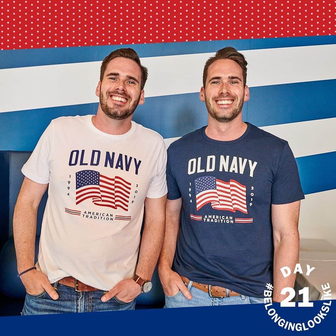 Old Navyさんのインスタグラム写真 - (Old NavyInstagram)「👋 #sayhi to tim & daniel gau, recruiting specialists at hq in san francisco! they're one of more than 10 sets of siblings that work for the company – how cool is that?! . yes, they're twins yes, they get mistaken for each other in the hallways yes, they've been wearing flag tees since way back (with their big bro, too!) 👉 . "we live together, we work together, we take bart together. it's really great to work for a family brand that really supports us being family. it was nerve-wracking at first, but everyone has been so welcoming." . #oldnavystyle #belonginglookslike #twinning」6月30日 1時11分 - oldnavy