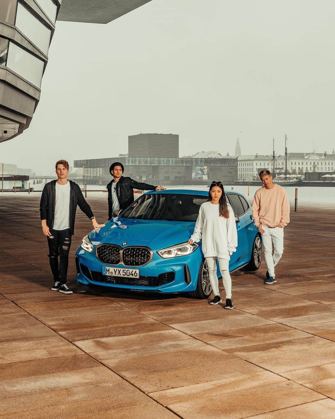 BMWのインスタグラム：「Challenge the urban culture every day. The all-new BMW 1 Series. #THE1 #BMW #1Series #THE1challenge @falcopunch @patrox @skyandtami __ BMW M135i xDrive 5-door: Fuel consumption in l/100 km (combined): 7.1 - 6.8. CO2 emissions in g/km (combined): 162 - 155. The values of fuel consumptions, CO2 emissions and energy consumptions shown were determined according to the European Regulation (EC) 715/2007 in the version applicable at the time of type approval. The figures refer to a vehicle with basic configuration in Germany and the range shown considers optional equipment and the different size of wheels and tires available on the selected model. The values of the vehicles are already based on the new WLTP regulation and are translated back into NEDC-equivalent values in order to ensure the comparison between the vehicles. [With respect to these vehicles, for vehicle related taxes or other duties based (at least inter alia) on CO2-emissions the CO2 values may differ to the values stated here.] The CO2 efficiency specifications are determined according to Directive 1999/94/EC and the European Regulation in its current version applicable. The values shown are based on the fuel consumption, CO2 values and energy consumptions according to the NEDC cycle for the classification. For further information about the official fuel consumption and the specific CO2 emission of new passenger cars can be taken out of the „handbook of fuel consumption, the CO2 emission and power consumption of new passenger cars“, which is available at all selling points and at https://www.dat.de/angebote/verlagsprodukte/leitfaden-kraftstoffverbrauch.html.」