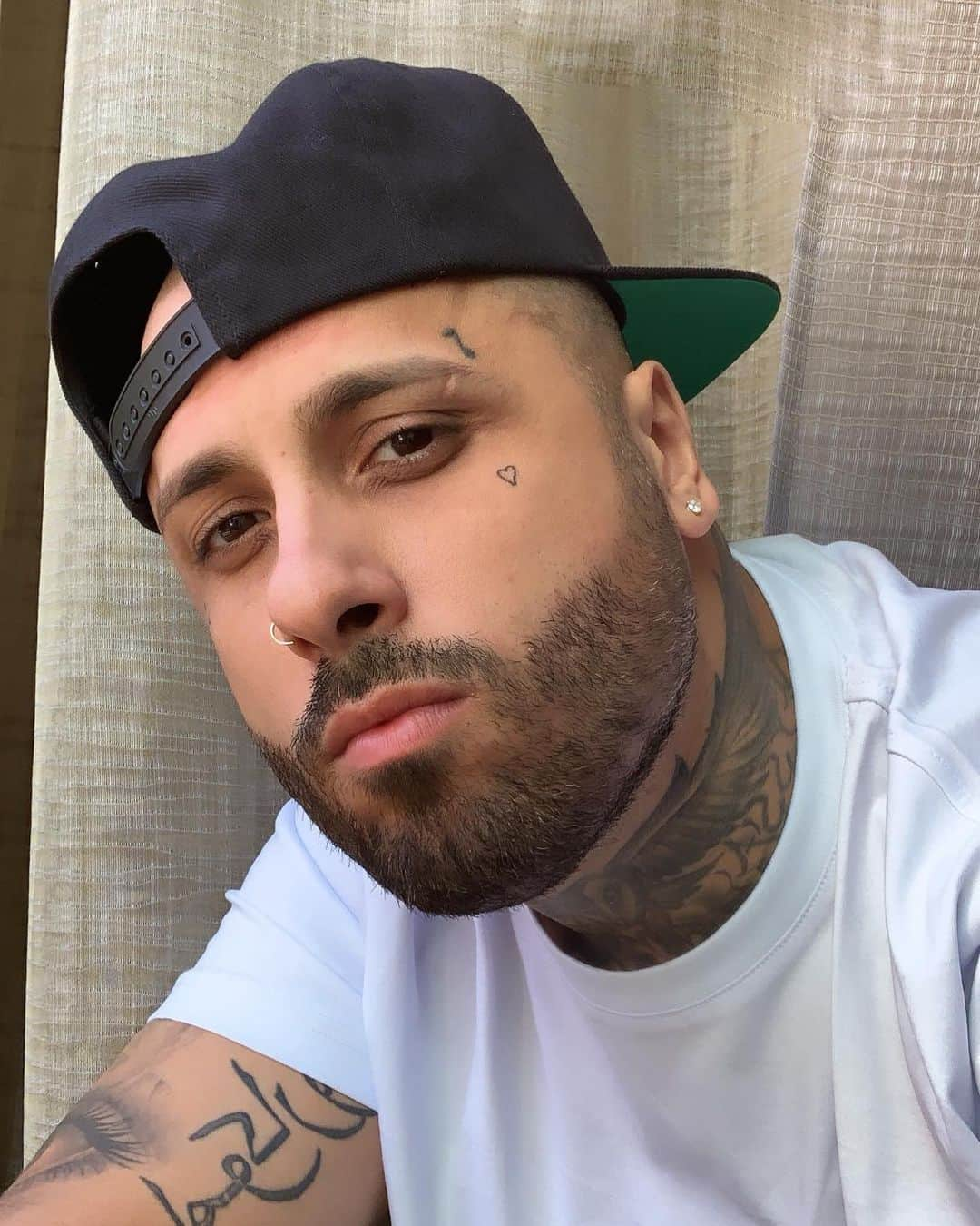 NICKY JAMさんのインスタグラム写真 - (NICKY JAMInstagram)「Cambio de horario me tiene Loko.  Pero ya en milano」6月30日 2時00分 - nickyjam