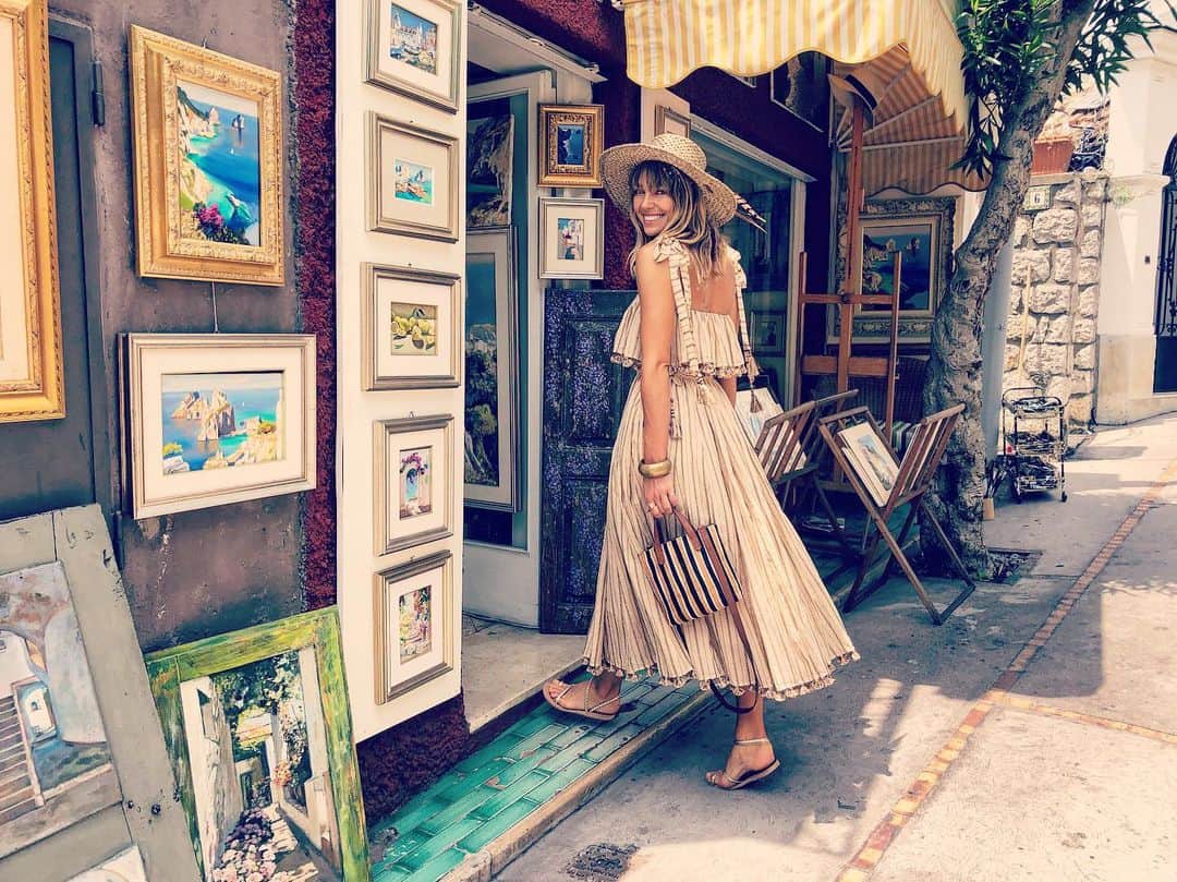 アシュリー・ハートのインスタグラム：「H🧡ART @zimmermann」