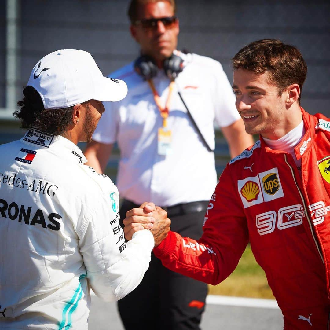 MERCEDES AMG PETRONASさんのインスタグラム写真 - (MERCEDES AMG PETRONASInstagram)「He deserved the win in Bahrain. Really great to see Charles on Pole at the Austrian Grand Prix! 🤝 • #MercedesAMGF1 #Mercedes #F1 #LH44 #AustrianGP #PETRONASmotorsports」6月30日 3時12分 - mercedesamgf1