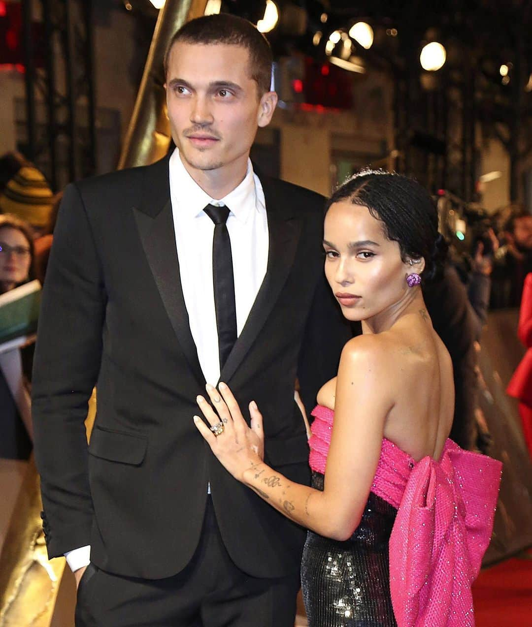 Just Jaredさんのインスタグラム写真 - (Just JaredInstagram)「Zoe Kravitz and Karl Glusman just got married again in Paris! Tap this photo at the link in bio for all the details, including the star-studded guest list. #ZoeKravitz #KarlGlusman #Wedding Photo: Getty」6月30日 4時05分 - justjared