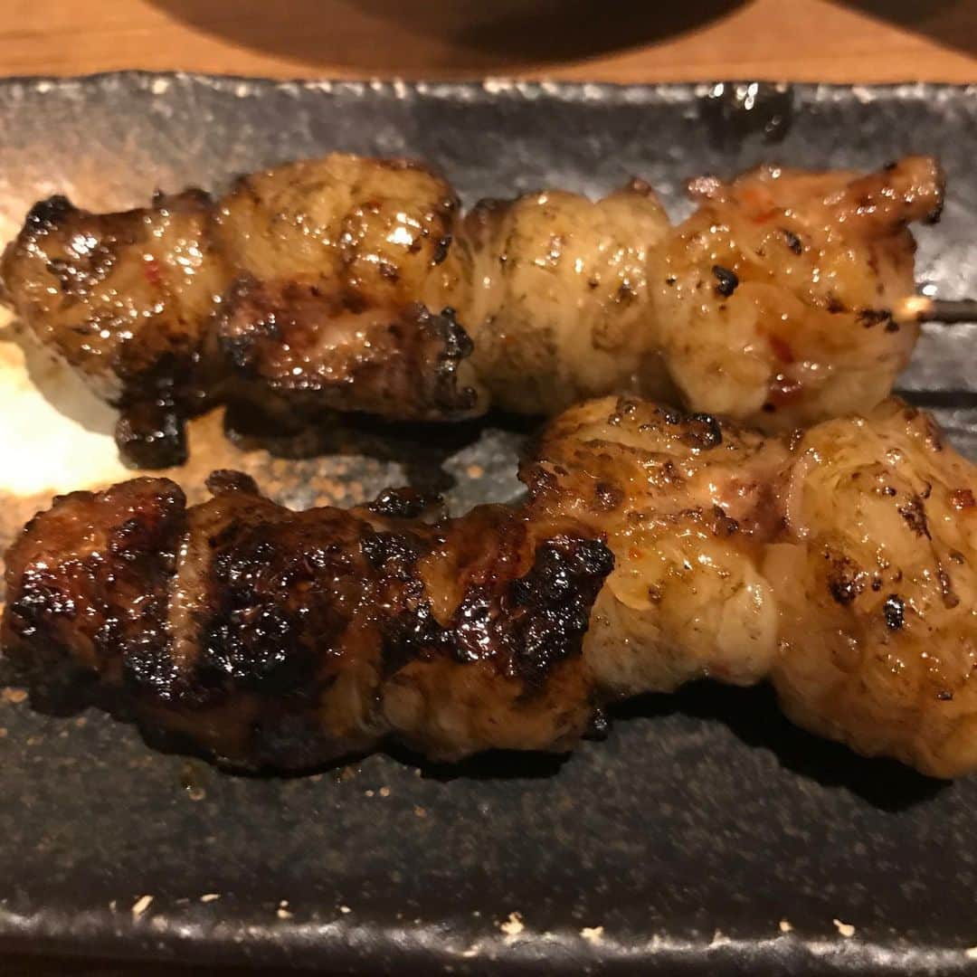 のインスタグラム：「・ 油たっぷり ・ 静岡人はおでん🍢好き！ ・ #休日ランチ#ランチ #フード #食べ物 #静岡グルメ #静岡ランチ #パン🥐 #インスタ映え #酒飲み #静岡 #おすすめランチ#ラーメン🍜 #おすすめカフェ☕️#静岡市パン屋 #デザート #スイーツ🍰 #インスタフード  #グルメ #静岡市ランチ #静岡市グルメ #静岡市カフェ #静岡市 #美味しいもの大好き #旨い ・ ・ 静岡市の食通さんと繋がりたい 情報交換求む  もっと美味しい店知りたい ・ #followme #eat #grumet #food #cafe」