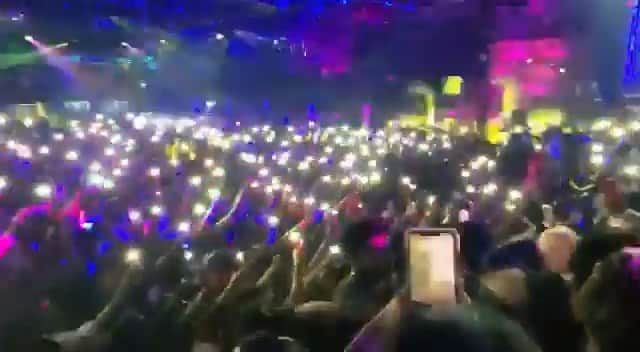 ファンクマスター・フレックスのインスタグラム：「@realpopsmoke tearing it down! This boy got something! This is what New York Sounds like! Vid Via: GQ events」