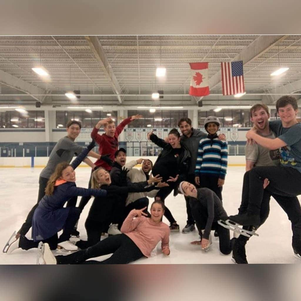 ISUグランプリシリーズさんのインスタグラム写真 - (ISUグランプリシリーズInstagram)「What has your #SkatingSummer looked like? Here's what some of the skating family has been up to! Are these activities also on your summer agenda? 😉  You can still participate in our campaign! Share your photos and videos with the hashtag #SkatingSummer and tag the ISU !  #FigureSkating」6月30日 5時07分 - isufigureskating_x