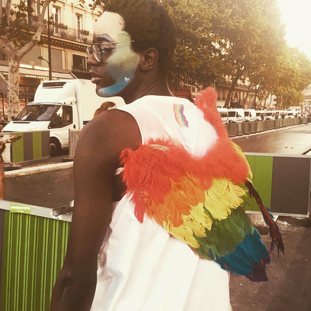 JULIEN D'YSさんのインスタグラム写真 - (JULIEN D'YSInstagram)「Paris barricade , paris travaux , god night angel #gaypride #paris chaud 🥵 29.juin 2019」6月30日 6時20分 - juliendys