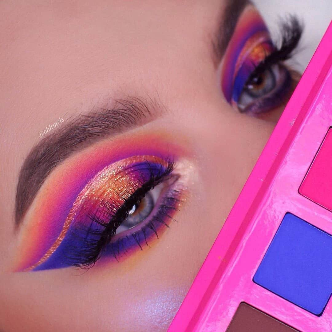 Anastasia Beverly Hillsさんのインスタグラム写真 - (Anastasia Beverly HillsInstagram)「10 artist posts all using the #ABHxAlyssaEdwards Palette 😍🙌🏻 There are so many great looks it’s hard to post just one 💞  1. @jasmijniris  2. @cezarsmakeup  3. @jhlorbeauty  4. @glambyashh 5. @twiggybraindead 6. @jomaralexis  7. @nikkicallowayy  8. @paisleymattes  9. @ohhmels  10. @facedbykareem」6月30日 6時48分 - anastasiabeverlyhills