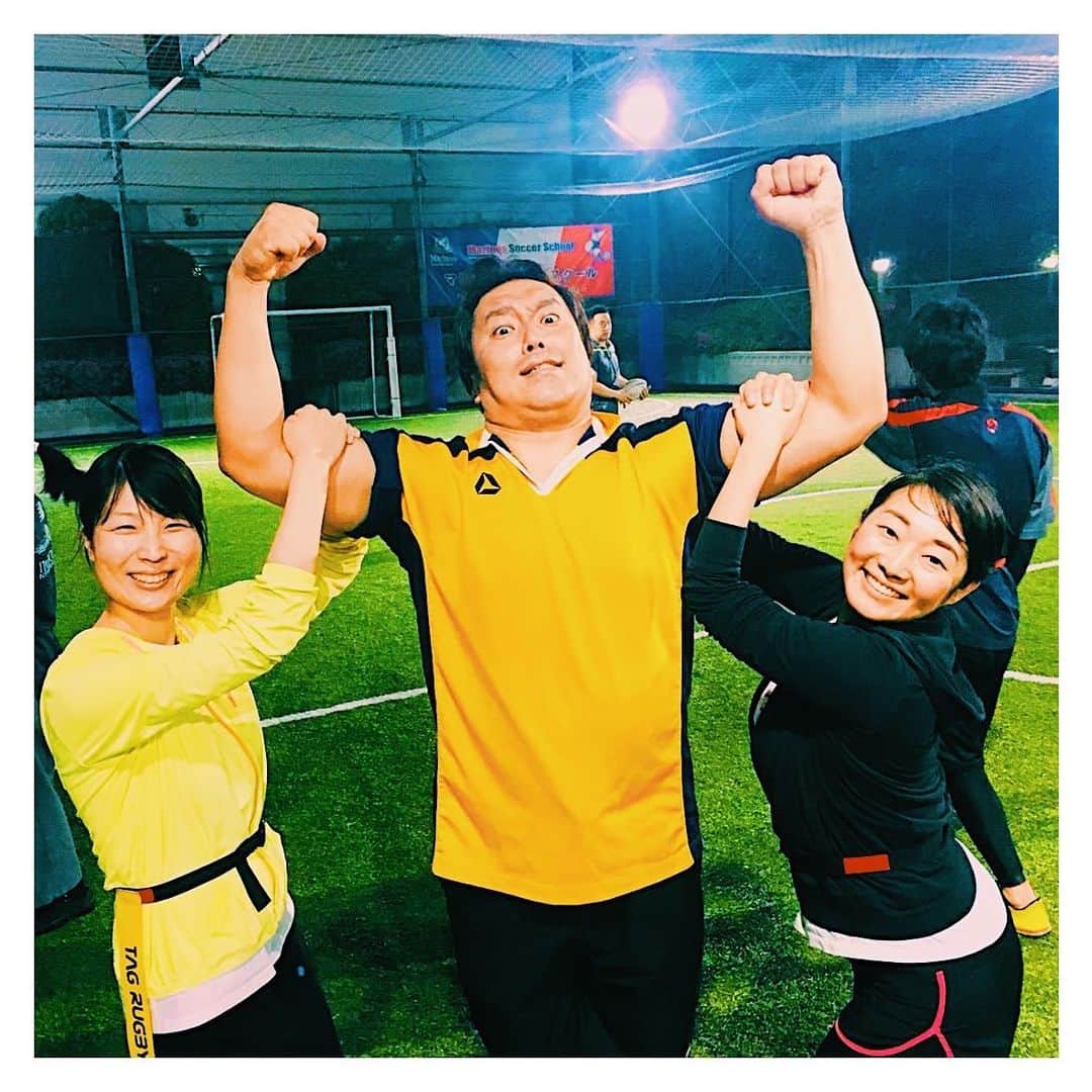 高橋悠のインスタグラム：「【横浜タグラグビー⚽️﻿横浜SOGO屋上】﻿あげ直し﻿ ﻿ ﻿ 前からやってみたかったタグラグビー！﻿ 初参加してきました👌﻿ ﻿ ﻿ めっちゃ楽しかった！ぶつかり合いはないので男女一緒に楽しめるのはいいね👍 ﻿ ﻿ ﻿ 張り切って結構走ったから仕事終わりにいい汗かいた〜﻿ ﻿ ﻿ また次回も参加します！﻿ ﻿ ﻿ #横浜 #川崎 #東京 #ラグビー #タグラグビー #横浜ラグビー #ラグビー好き #ラグビー好きと繋がりたい #ラグビーワールドカップ2019 #スポーツ男子 #スポーツ女子 #初参加 #初心者歓迎﻿」