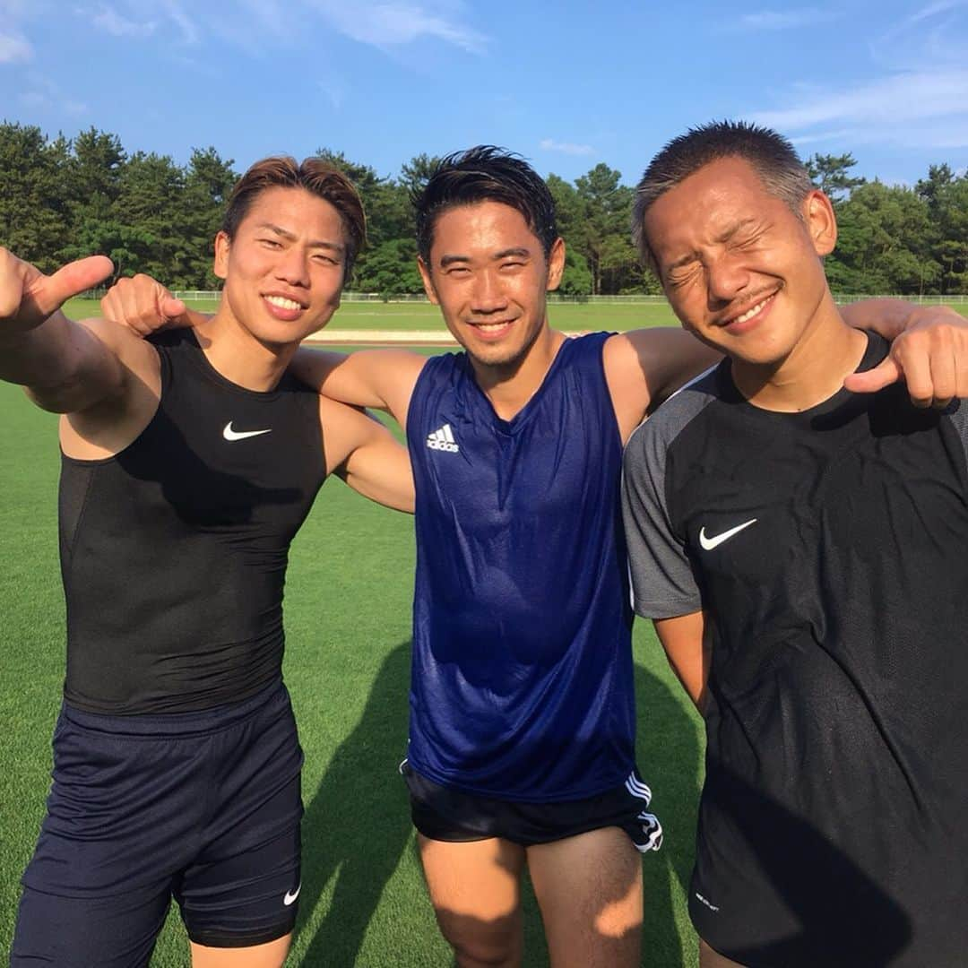 浅野拓磨さんのインスタグラム写真 - (浅野拓磨Instagram)「真司さんと陽介のトレーニングキャンプin宮崎に参加させていただきました！  5日間でしたが非常に良いトレーニングキャンプができました。  天気はあまり良くなかったですが宮崎の美味しい食事と癒しの温泉でしっかりリフレッシュもしながらサッカーに集中できる環境は最高でした！ まさに3150。  今回のキャンプを準備、サポートしていただいた宮崎の皆さん、スタッフの皆さん、共にトレーニングしていただいた皆さんありがとうございました！  #トレーニングキャンプ #宮崎県 #3150 #香川真司 #井手口陽介 #感謝。」6月30日 16時42分 - asatakugram