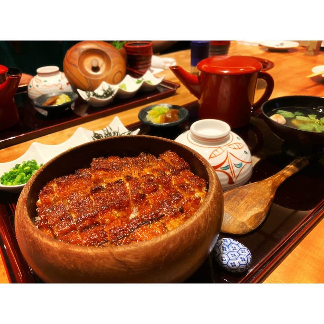 二瓶有加のグルメインスタ