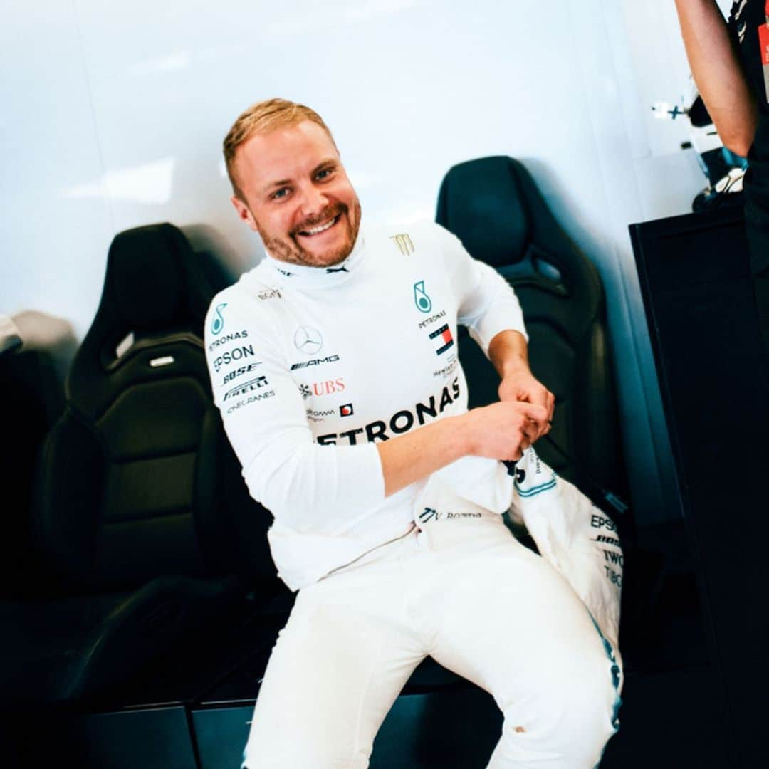 MERCEDES AMG PETRONASさんのインスタグラム写真 - (MERCEDES AMG PETRONASInstagram)「Valtteri before and after his morning coffee... 😉 Swipe ⏩⏩⏩ and let us know if you can relate! ☕️😅 • #MercedesAMGF1 #Mercedes #F1 #VB77 #Instacoffee #PETRONASmotorsports」6月30日 17時09分 - mercedesamgf1