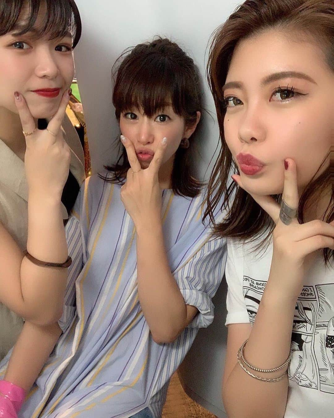 chiiika124さんのインスタグラム写真 - (chiiika124Instagram)「社会人になった 卒業生に誘ってもらいました◡̈⃝ 悩みもあるけどまだ20歳 何でも出来るって事。 立派になってて先生嬉しかったよ😭 #卒業生 #ランチ#lunch #裏ピース世代  #おばさんも裏ピース #卒業生#社会人1年目」6月30日 17時31分 - chiika26