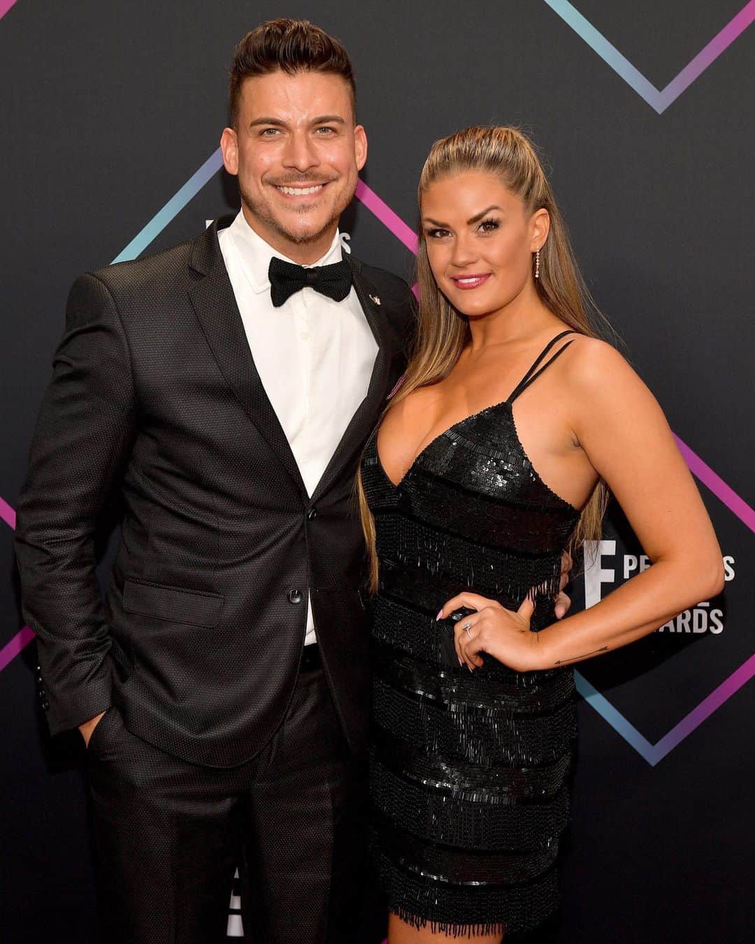 E! Onlineさんのインスタグラム写真 - (E! OnlineInstagram)「Officially J̶a̶x̶e̶d̶ hitched! Congrats to #VanderpumpRules' Brittany Cartwright and Jax Taylor on getting married. 💍 Link in bio for the wedding details. (📷: Getty Images)」6月30日 8時55分 - enews