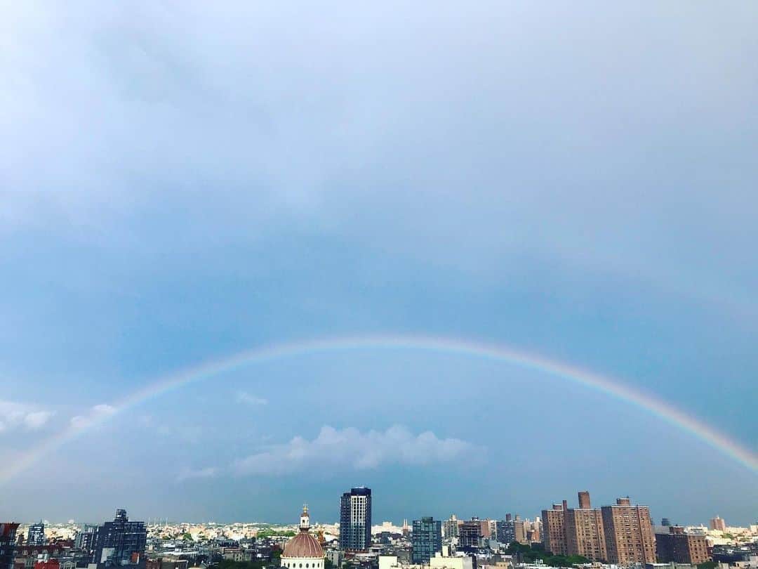 アディクションさんのインスタグラム写真 - (アディクションInstagram)「Amazing rainbow! Just after the rain 💙 anyone seen it? Over Williamsburg sky in Brooklyn 💙」6月30日 9時31分 - studio_ayako