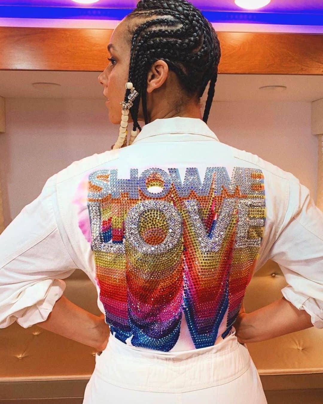 ASCAPさんのインスタグラム写真 - (ASCAPInstagram)「In love with @aliciakeys’ message, piano & jumpsuit at her #Stonewall50 performance for #PRIDE #ASCAPProud」6月30日 9時32分 - ascap