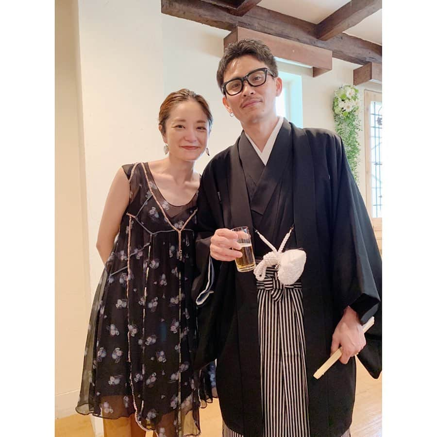 川島幸恵さんのインスタグラム写真 - (川島幸恵Instagram)「Happy Wedding💑✨﻿ ﻿ 前職の後輩、後藤くんの結婚式💒﻿ ﻿ 2年前に実家の広島に帰り、かわいいかわいいお嫁さんをもらって幸せいっぱいになった姿を見て、とっても嬉しかったし、ここ10年くらいは色々あったね〜💭と思い出しながら、なんだか感慨深かった☺️﻿ ﻿ 後藤くん、カッコよかったぞ🥳﻿ ﻿ みんなでお祝いに行けた事も嬉しかったな♡﻿ 今ではみんなそれぞれの仕事や生活をしているから、こうやって集まれたのもまた楽しかった♩﻿ ﻿ ありがとうとおめでとう🎉﻿ ﻿ #wedding #junebride #bridal #hiroshima #20190629﻿」6月30日 9時54分 - sachie118