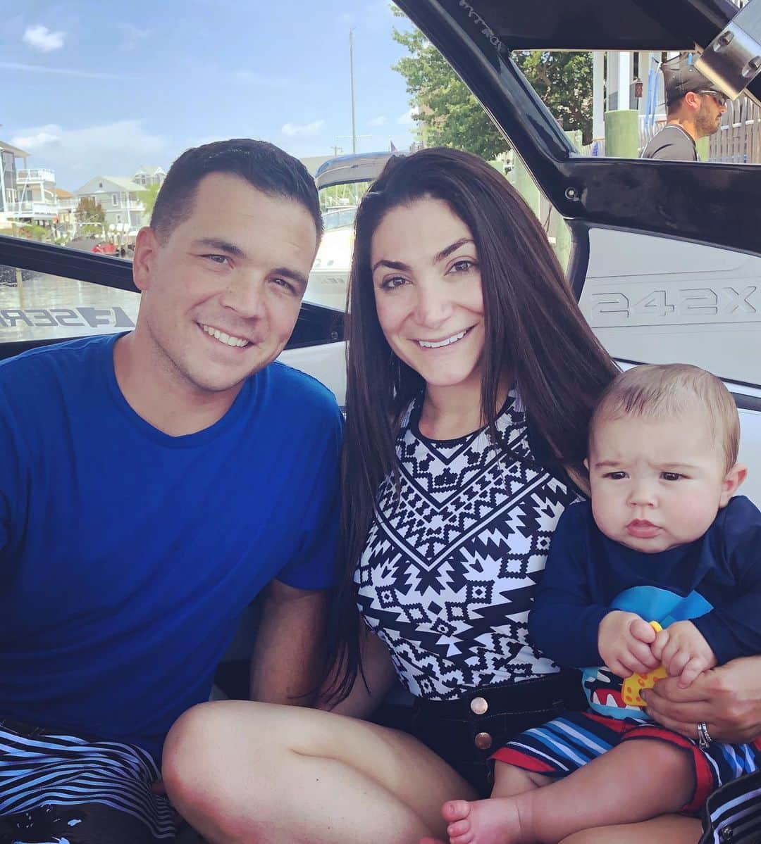 ディーナ・ニコール・コルテーゼのインスタグラム：「Family fun ❤️ love my boys」