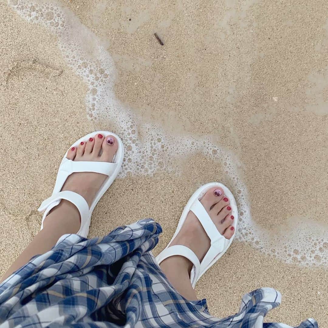 のインスタグラム：「. 🍒nail🍒 . . @ao.sancha」