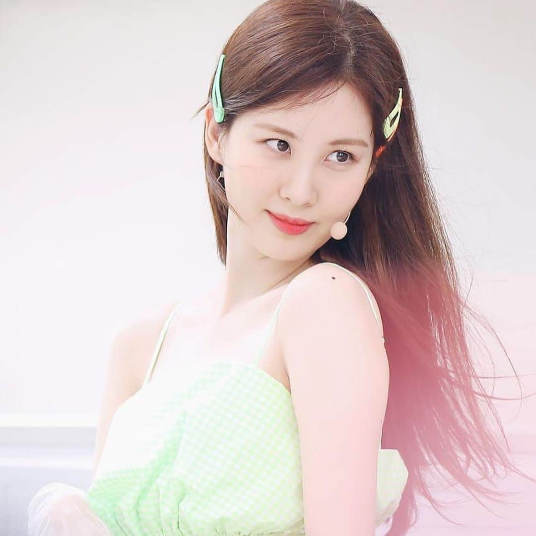 ソヒョンさんのインスタグラム写真 - (ソヒョンInstagram)「우리의 소중한 여름날🍀」6月30日 12時20分 - seojuhyun_s