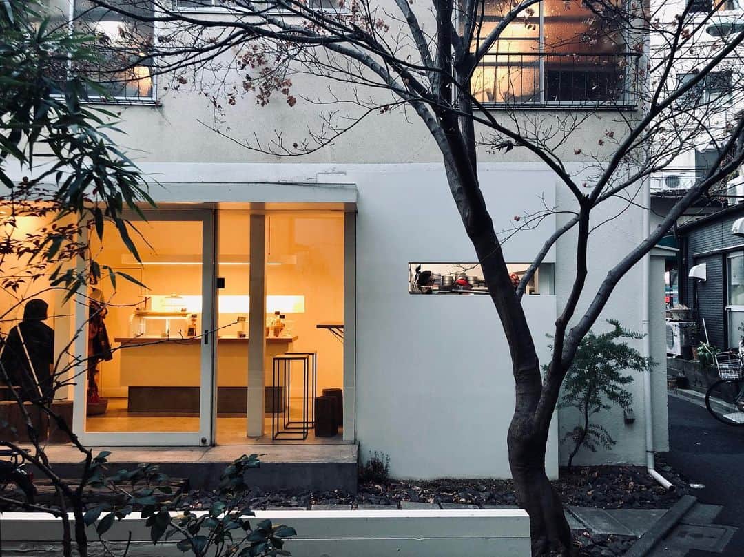 石井輝明のグルメインスタ