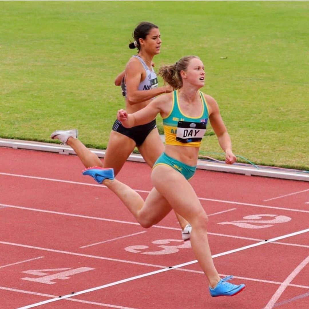 ライリー・デイのインスタグラム：「Came away with a win in the 200 at Oceania, off to Italy tomorrow 🤠 📸 @michaelthomas952」