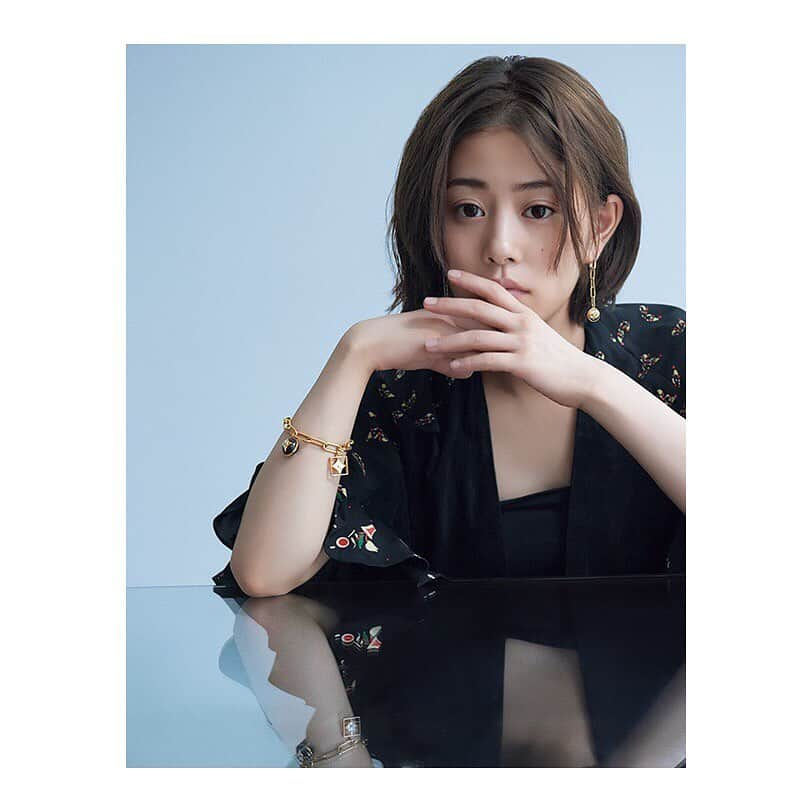 高畑充希さんのインスタグラム写真 - (高畑充希Instagram)「25ans× #louisvuitton  @25ansjp  @louisvuitton  #bblossom」6月30日 13時23分 - mitsuki_takahata