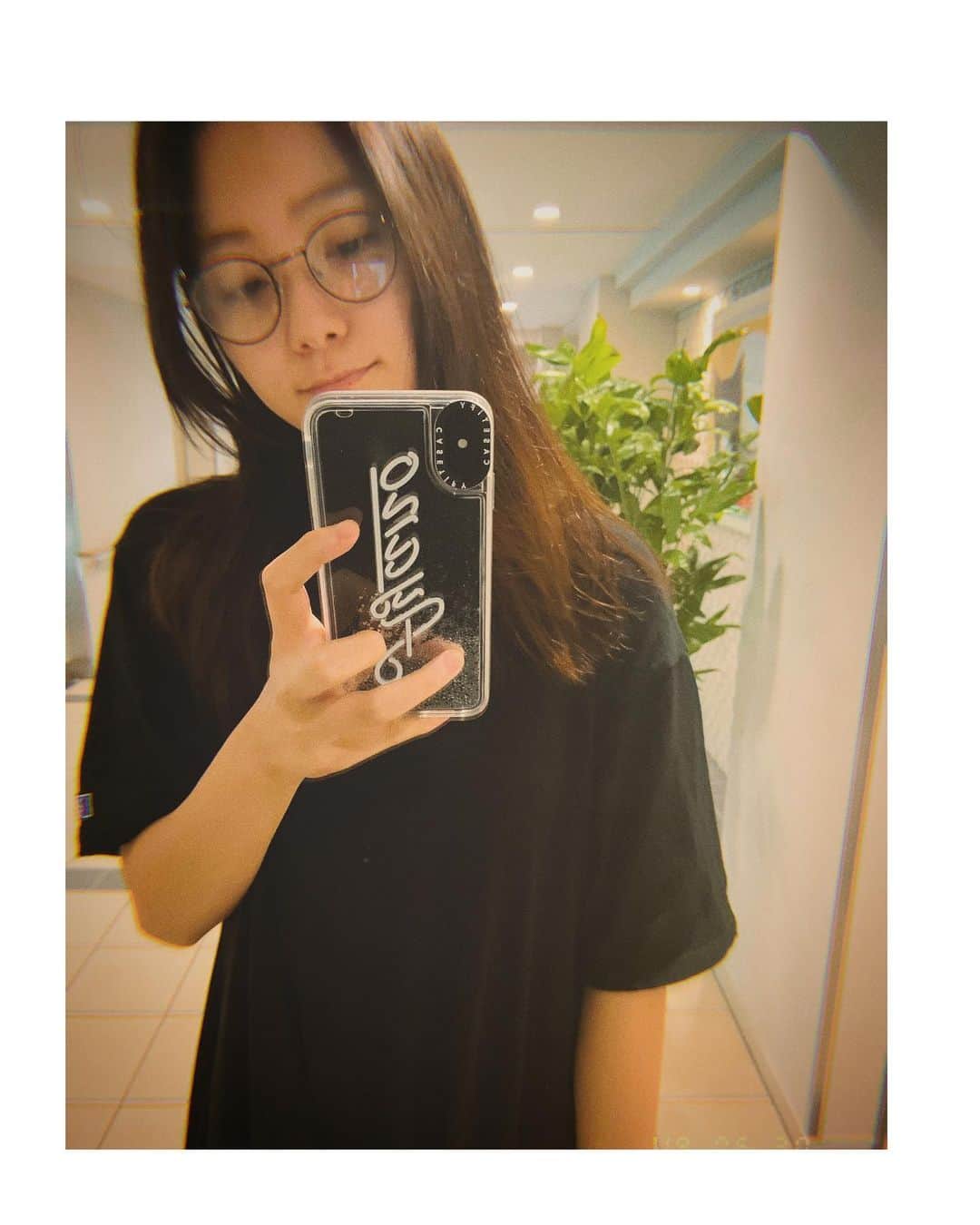 工藤綾乃のインスタグラム：「iPhoneケース可愛いんです かなりのお気に入り😋 自分で好きな文字を入れることができるの！ @casetify_jp」