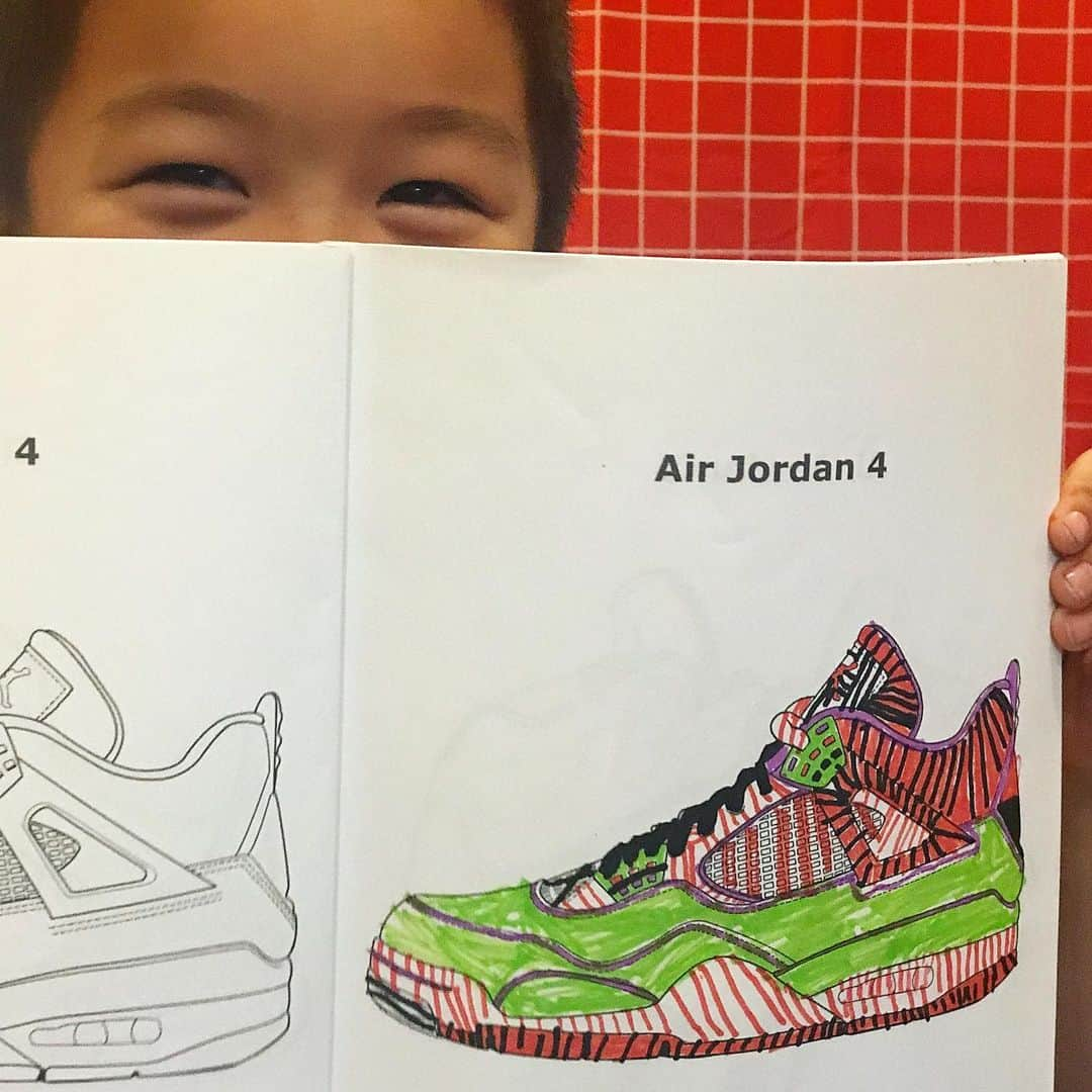 RIEHATAさんのインスタグラム写真 - (RIEHATAInstagram)「my son is so dope.  塗り絵がAir Jordan😇 @jumpman23  #4にしようかな #6にしようかな 会話がdope」6月30日 13時56分 - riehata