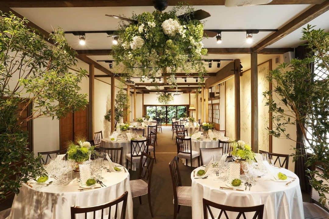 萬屋本店のグルメインスタ