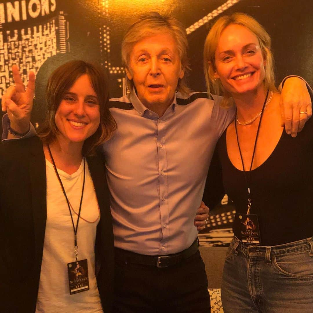 アンバー・ヴァレッタさんのインスタグラム写真 - (アンバー・ヴァレッタInstagram)「“And in the end, the love you take is equal to the love you make.” Thank you so very much @paulmccartney for the most amazing night! You rocked the house! Thank you Nancy for everything! ❤️❤️❤️ #legend #icon #paulmccartney」6月30日 15時38分 - ambervalletta