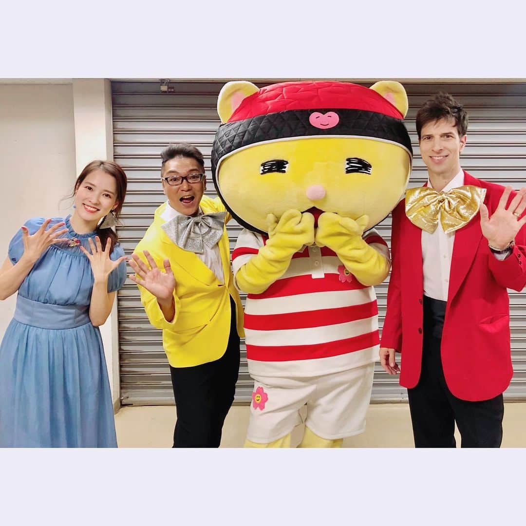 のインスタグラム：「出張鑑定in熊谷🐹パックンマックンのお二人とご一緒させてもらいました💕依頼人の皆様が明るくてパワーもらったよ、オンエアは8/20です。ゆるキャラのラガーニャン、、独特でかわいい、、 ・ #家電 #家電好き #家電女優 #奈津子 #埼玉 #熊谷 #ラガーニャン」