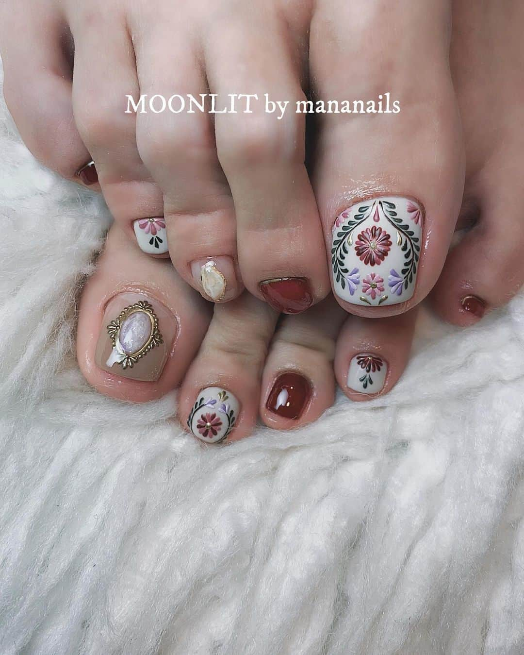 mananailsさんのインスタグラム写真 - (mananailsInstagram)「embroidery & jewelry ㅤ ☾120min design」6月30日 16時13分 - mananails