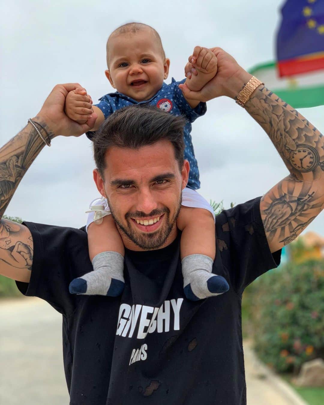 ヘスス・フェルナンデス・サエスのインスタグラム：「❤️」