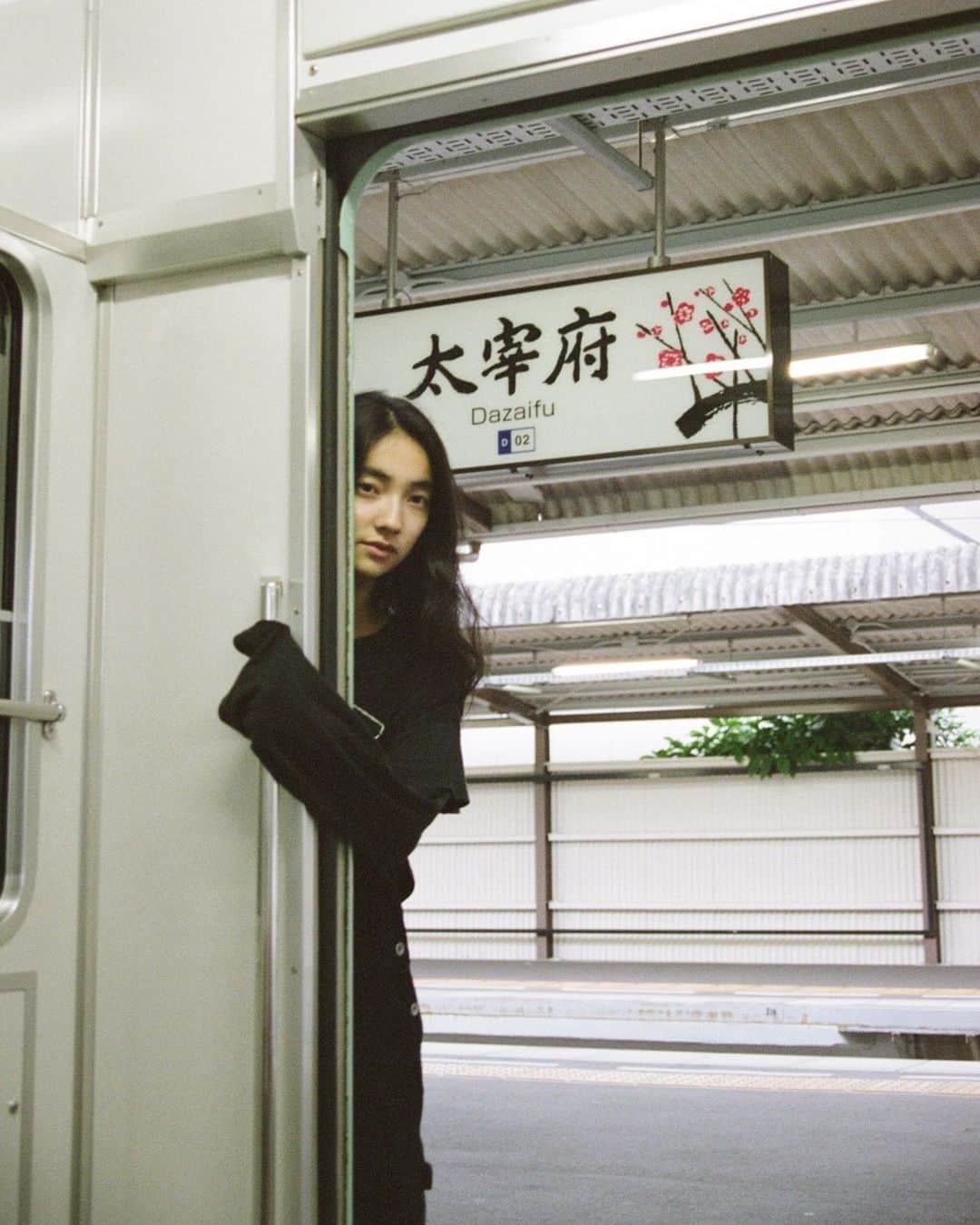 仁村紗和のインスタグラム：「低気圧」