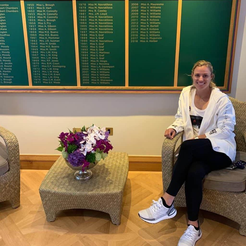 アンジェリーク・ケルバーさんのインスタグラム写真 - (アンジェリーク・ケルバーInstagram)「First day back 😍@wimbledon」7月1日 2時21分 - angie.kerber