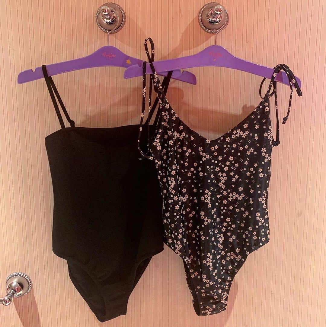 のインスタグラム：「Summer preparation🌺🌴 @afends.womens  ALL ¥9,800+tax」