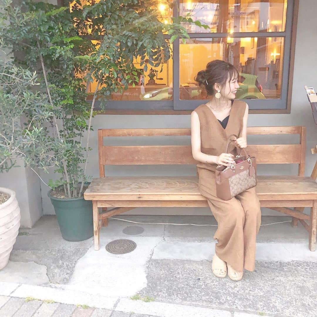 haruさんのインスタグラム写真 - (haruInstagram)「ㅤㅤㅤㅤㅤㅤㅤㅤㅤㅤㅤㅤㅤ ㅤㅤㅤㅤㅤㅤㅤㅤㅤㅤㅤㅤㅤ ㅤㅤㅤㅤㅤㅤㅤㅤㅤㅤㅤㅤㅤ #haru3cafe ☕︎💕 ㅤㅤㅤㅤㅤㅤㅤㅤㅤㅤㅤㅤㅤ 前回のせた えりこちゃんとの鎌倉カフェの2つめは @vuorentuuli さんへ 🌿𓂃 𓈒𓏸 ㅤㅤㅤㅤㅤㅤㅤㅤㅤㅤㅤㅤㅤ もともと行きたい場所があってそこに向かってる途中に発見 2人とも良さそうって気になったので入ってみました🤭💕 ㅤㅤㅤㅤㅤㅤㅤㅤㅤㅤㅤㅤㅤ 店内は落ち着いてて居心地よくて ほうじ茶ラテ もすごく美味しかったです🤭💕 ( 本当はケーキもたべたかったけどお腹いっぱいだったので またリベンジしたいとおもいます☺笑 ) ㅤㅤㅤㅤㅤㅤㅤㅤㅤㅤㅤㅤㅤ ㅤㅤㅤㅤㅤㅤㅤㅤㅤㅤㅤㅤㅤ いつかカフェ関連のイベントもできたらなあと 密かに夢みてます(  ˊᵕˋ )♡笑 みんなでお話したいな𓂃☺𓈒𓏸 ㅤㅤㅤㅤㅤㅤㅤㅤㅤㅤㅤㅤㅤ ㅤㅤㅤㅤㅤㅤㅤㅤㅤㅤㅤㅤㅤ #鎌倉カフェ#鎌倉カフェ巡り#カフェレポ #おはるの鎌倉カフェ  #おはるカフェめぐり #harucd ㅤㅤㅤㅤㅤㅤㅤㅤㅤㅤㅤㅤㅤ」6月30日 18時34分 - __haru3