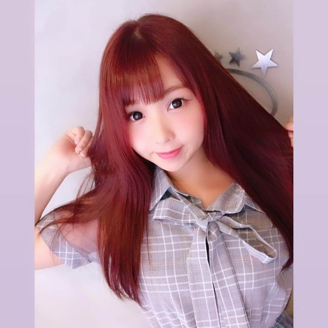 岩村捺未さんのインスタグラム写真 - (岩村捺未Instagram)「RISELxoxoでカラー🌈 トリートメント✨ してきたよん⠒̫⃝♡* 赤を3回くらい連続で入れてるから 入りやすくなってきた気がする！！ 本当にカラーもカットもうますぎて 信頼1000%です🥺💖 いつもありがとうございます😊❤️ #riselxoxo #risel #渋谷 #ヘアカラー #ヘアーチェンジ #トリートメント #hairstyle #haircolor #hair #岩村なちゅ #なちゅこれ」6月30日 18時39分 - iwamuranachu