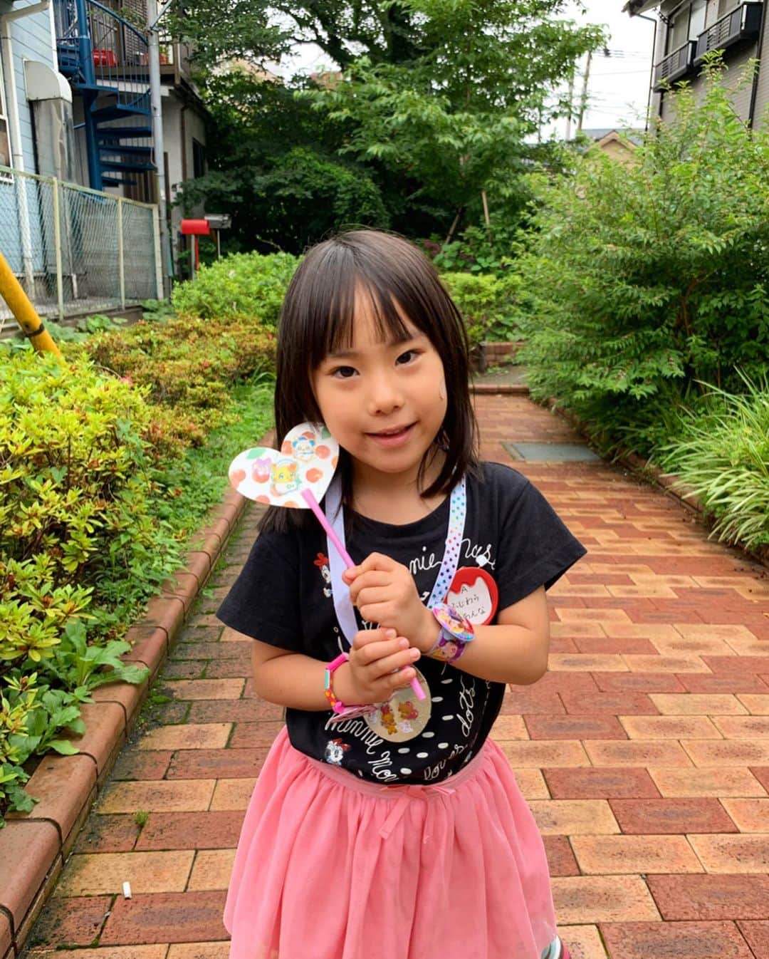 みきママさんのインスタグラム写真 - (みきママInstagram)「【旦那、あざまーす！】. . . . , . 旦那から写メールが来ました〜！！. . . . . . 私が撮影だったので、旦那、杏ちゃんの幼稚園のバザーに連れて行って、はる兄の塾弁当を作ってくれたってー😭😭😭. . . . . . まじ、ありがとうございます🤩🤩🤩. . . . . . 今夜は遅くなりますー. . . . #休日 #バザー #塾弁当」6月30日 19時47分 - mikimama_official