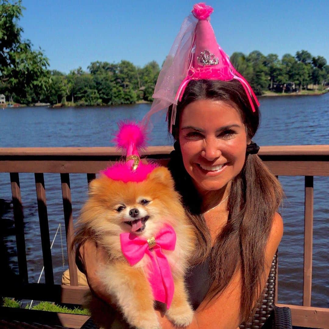 Monique&Gingerのインスタグラム：「Just wanted to say a huge THANK YOU🙏🏻💕to everyone for all the wonderful birthday wishes for Ginger🎂🤗We had a great time celebrating the birthday girl all weekend long out at our lake house!🏡🌊🎉」