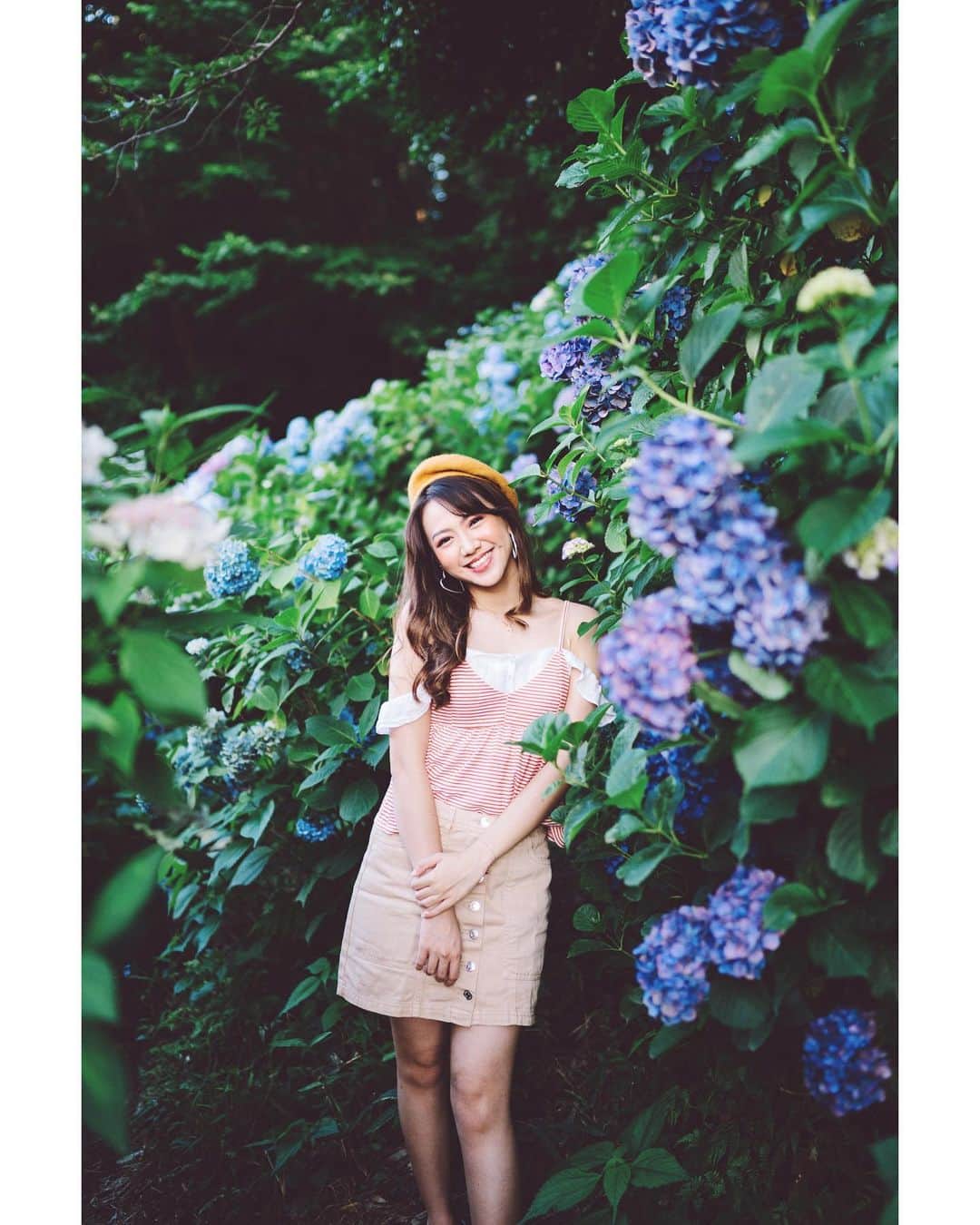 GENTAさんのインスタグラム写真 - (GENTAInstagram)「JKT48で2代目キャプテンを務め、先日卒業したばかりの @shanju と紫陽花散歩をしてきました💠日本には何度も来ているシャニアも紫陽花を見るのは初めてとテンションが上がっていました☺︎ #distagon」6月30日 20時07分 - gnta