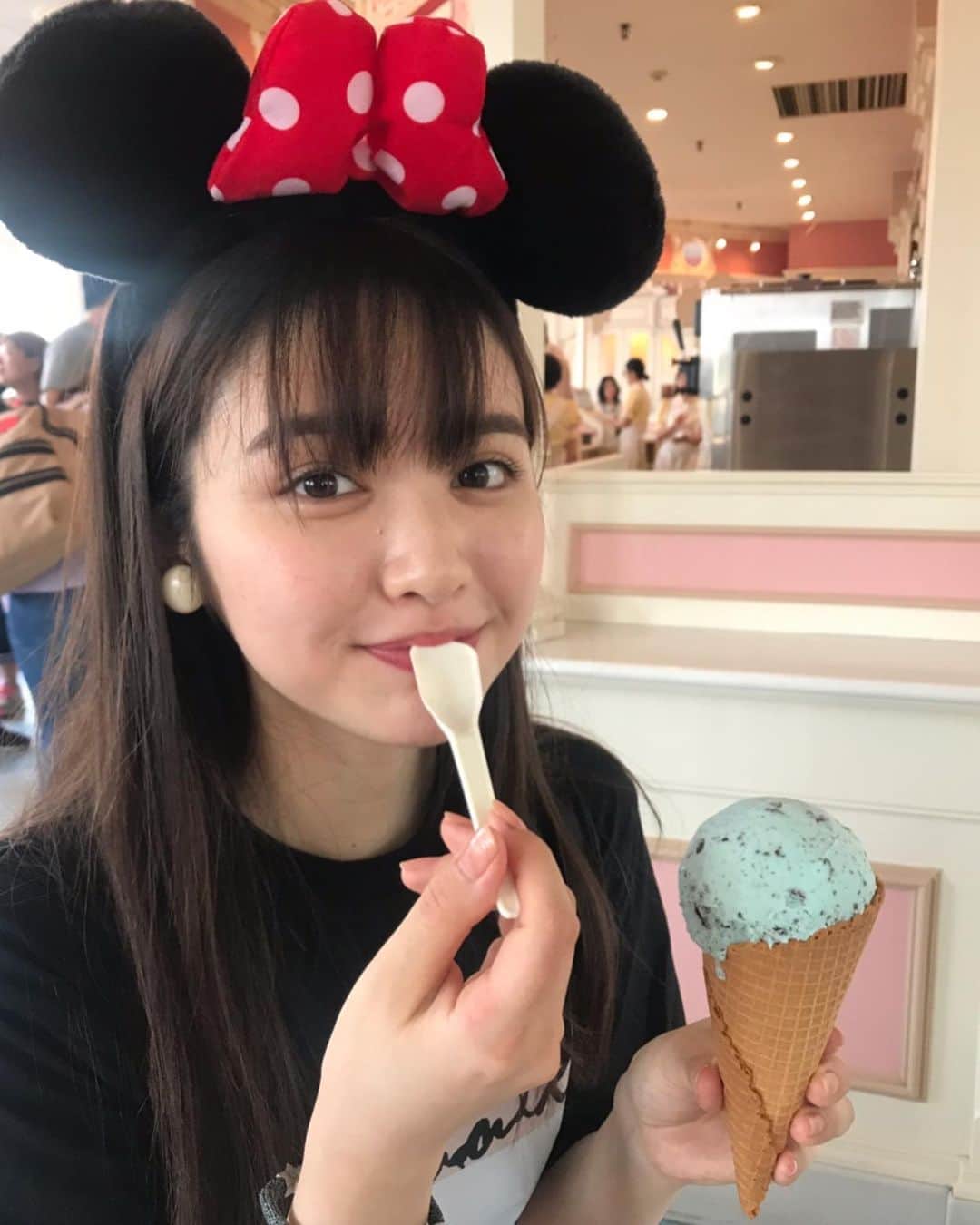 鎮西寿々歌さんのインスタグラム写真 - (鎮西寿々歌Instagram)「私に美味しいものを与えるとこうなります #disneyland」6月30日 20時15分 - tarasuzuka24