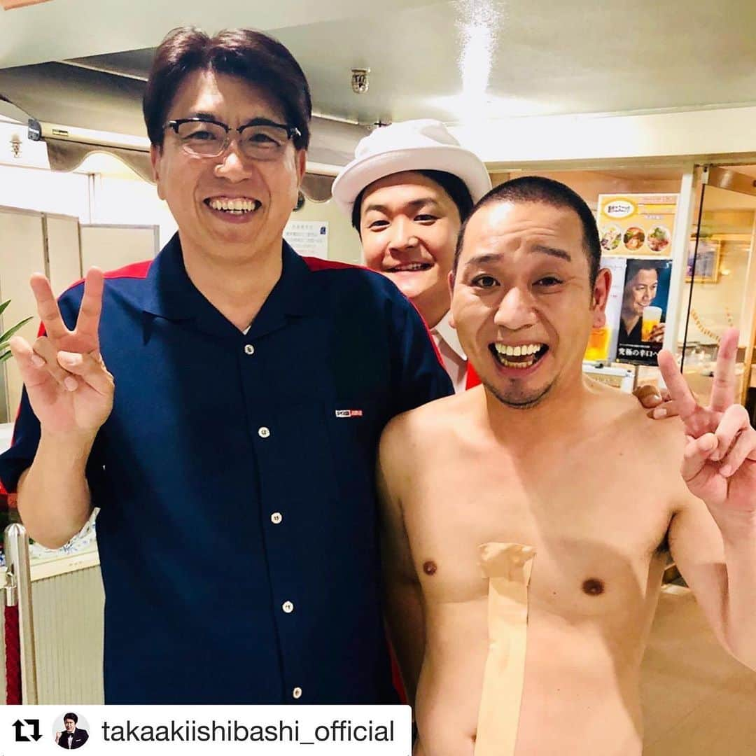 ノブ さんのインスタグラム写真 - (ノブ Instagram)「貴さんが友達を作ろうとしてますー！#Repost @takaakiishibashi_official with @get_repost ・・・ 裸の付き合い @noboomanzaishi #千鳥 #大悟 #ノブ #石橋貴明」6月30日 20時16分 - noboomanzaishi