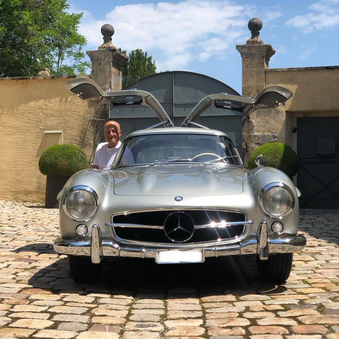 ノーマン・フォスターさんのインスタグラム写真 - (ノーマン・フォスターInstagram)「Rolling sculpture - Mercedes- Benz 300  SL of 1955 .」6月30日 20時17分 - officialnormanfoster