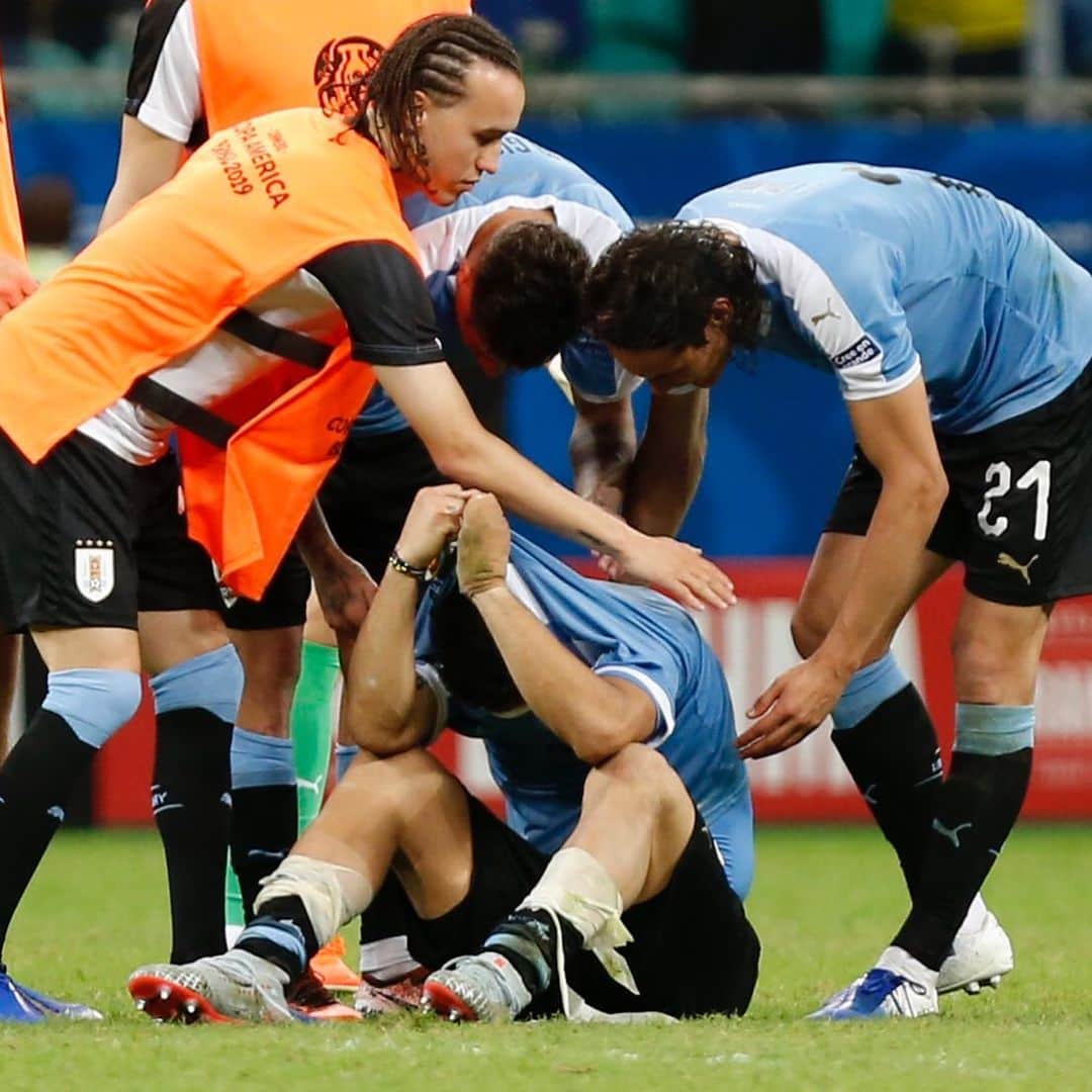 サッカーキングさんのインスタグラム写真 - (サッカーキングInstagram)「. Tears of Regret😢 （2019.06.29） . 📷Photo by Felipe Oliveira/Getty Images . #スアレス #Suarez #LuisSuarez #ウルグアイ #Uruguay #🇺🇾 #コパアメリカ #CopaAmerica #CopaAmerica2019 #football #futbol #futebol #サッカー #⚽️ #サッカーキング」6月30日 20時23分 - soccerkingjp