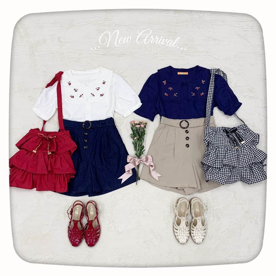 F i.n.t_officialさんのインスタグラム写真 - (F i.n.t_officialInstagram)「.﻿﻿﻿﻿﻿ .﻿﻿﻿﻿﻿﻿﻿﻿ ＼ 🍒 NEW ARRIVAL 🍒 ／﻿﻿﻿﻿﻿ ﻿﻿ ﻿﻿﻿﻿﻿﻿﻿﻿﻿﻿﻿﻿﻿ べっ甲釦とベルトが﻿ アクセントのショートパンツ♩﻿ ﻿ 麻混素材なのでこれからの季節﻿ さらりと涼しく履けるのも嬉しいポイントです✨﻿ ﻿﻿﻿﻿ ﻿﻿ ❁︎ フロント釦ショートパンツ/F i.n.t ﻿ pink / indigo / beige﻿ ¥6,264(tax in)﻿﻿﻿﻿﻿﻿﻿﻿﻿﻿﻿﻿﻿ ﻿﻿ ﻿﻿ ﻿﻿♛︎ model 153㎝﻿﻿ Press mai(@shimuramai )﻿ ﻿﻿ ﻿﻿﻿﻿ ﻿ ୨୧┈┈┈┈┈┈୨୧﻿ 7/5 （fri）〜﻿ F i.n.t ﻿ an another angelus﻿ ﻿ SUMMER SALE. 💐START💐 ୨୧┈┈┈┈┈┈୨୧ ﻿ セール対象商品が﻿ 20%〜最大50%OFF❣️﻿ ﻿ 全国の店舗、﻿ オンライストアにて﻿ 一斉開催です♬﻿ ﻿ セール対象商品は﻿ オンライストアでcheck🧸💕﻿ @fi.n.t_official﻿ ﻿. . 今すぐ使える人気商品がとってもお得なこの機会に、皆さまのご利用・ご来店を心よりお待ちしております♪ ﻿ ﻿#fint #ananotherangelus #フィント #アンジェラス  #fashion #retro #cordinate #code #tgm #natural  #レトロ  #刺繍 #クランベリー #ショートパンツ #夏コーデ #新作﻿﻿﻿﻿」6月30日 20時40分 - fi.n.t_official