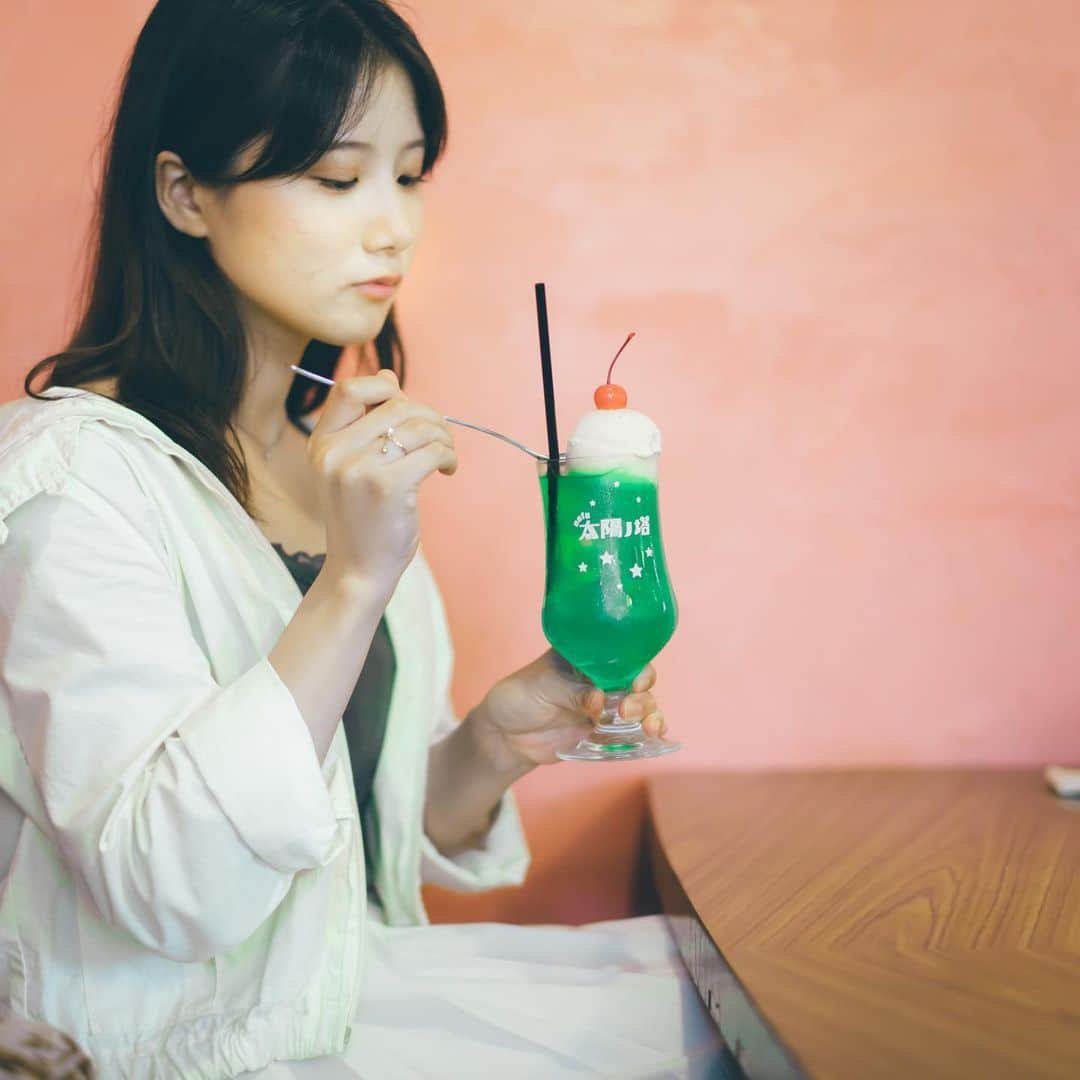 sorayuchiさんのインスタグラム写真 - (sorayuchiInstagram)「cream soda🍈 ・ クリームソーダを美味しそうに食べるのをずっと見てたので、かき氷シロップとバニラアイスを買って帰ってきてしまった🤭」6月30日 21時30分 - sorayuchi