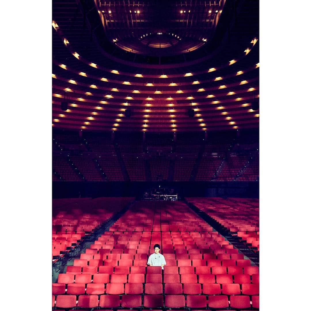 小川貴之のインスタグラム：「2019.6.30 "Chime Release Tour" Tour Final 大阪公演 大阪城ホールにて 撮影:後藤壮太郎」